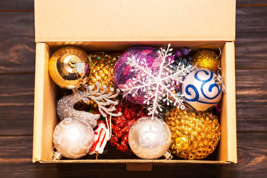 <strong>Top Tips for Storing Christmas Decorations</strong>