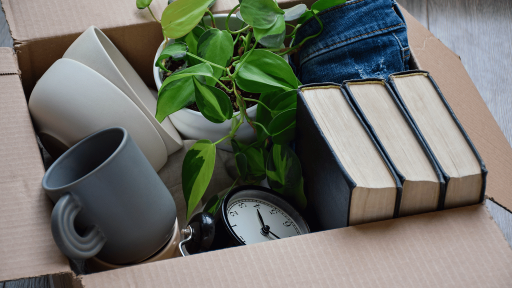 How to Declutter Before Renting a Storage Unit